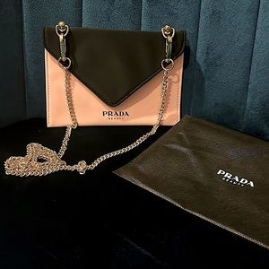 Prada ⭐️envelope Beauty Bag